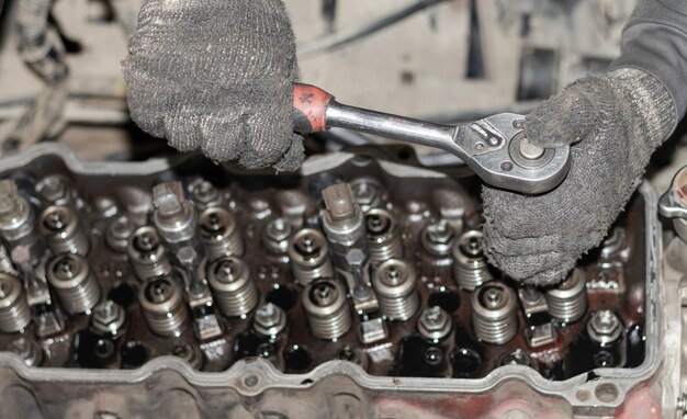 Подготовительные этапы и снятие навесного оборудования