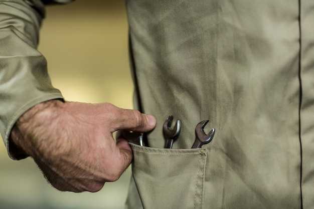 Настройка зазоров и выравнивание кузова относительно рамы