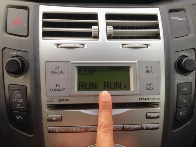 Регуляция режима обогрева (лобовое стекло, задние стекла, зеркала)